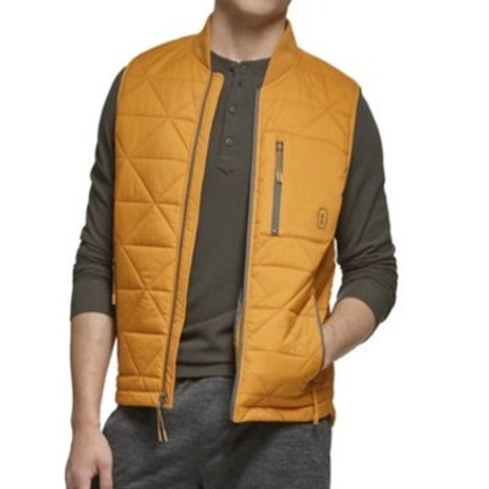 Bass Outdoor Men's Lightweight Packable Diamond Quilted Vest – Orange – Sz Large